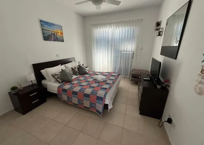 アパート Beautiful Garden マンドリア